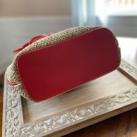 Retro Bueno Woven Straw Handbag - Picture 8 of 10